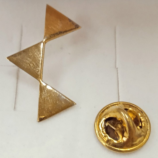 Media Rueda Celestial - Pin chapado en Oro